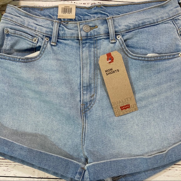 Levi’s vintage inspired mom denim shorts NWT - Picture 8 of 8